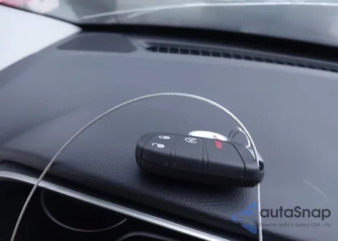 2018 Jeep Compass Latitude 4X4 z USA, uszkodzony, nr VIN 3C4NJDBB4JT153266